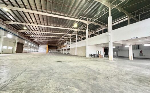 Senai Detached Factory For Rent