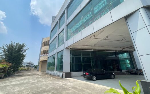 Detached Factory for Rent in Tampoi Johor Bahru | 76,105 sqft